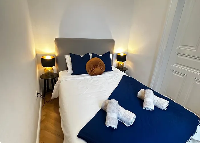 Luxury 3 Bedroom Near Schoenbrunn Palace * Відень