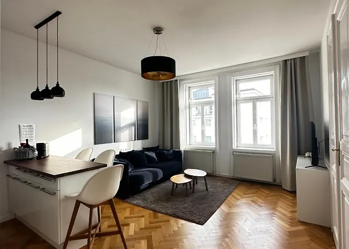 Апартаменти Luxury 3 Bedroom Near Schoenbrunn Palace Відень